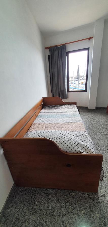 라 레스팅가 La Marina III Bajo 아파트 외부 사진